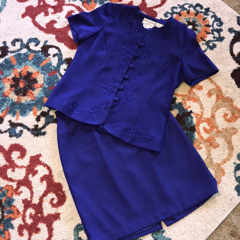 Karin Stevens 2pc outfit